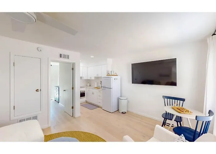 Apartment Island Waterway District 2 Miles From Gulf Shores